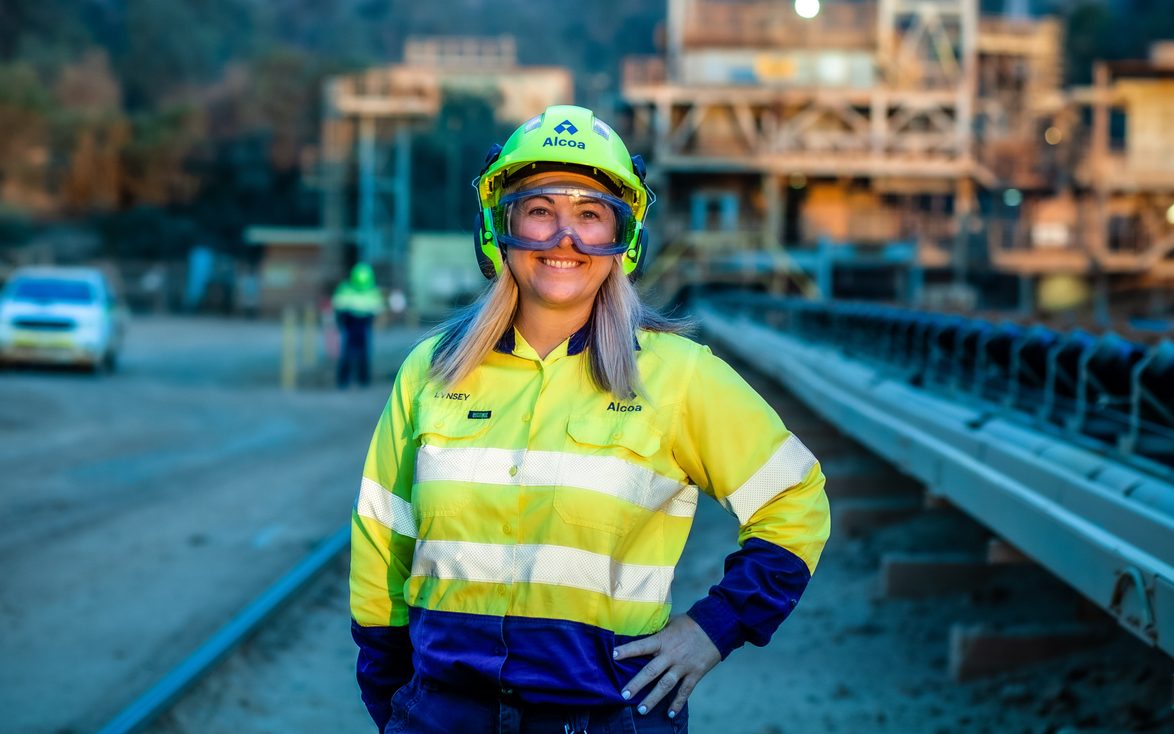 Alcoa Australia — apprentices on the tools